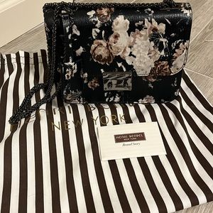 Henri bendel Waldorf shoulder bag. Black floral print